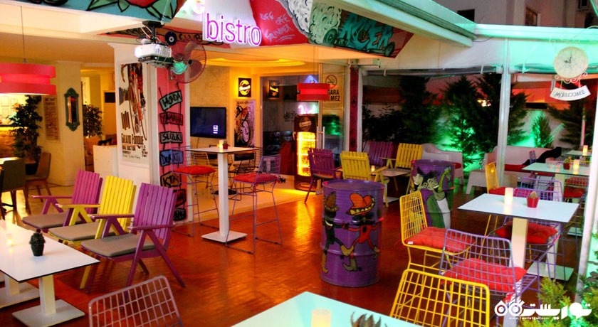 رستوران کافه بیستروی ووپس شهر آنتالیا 